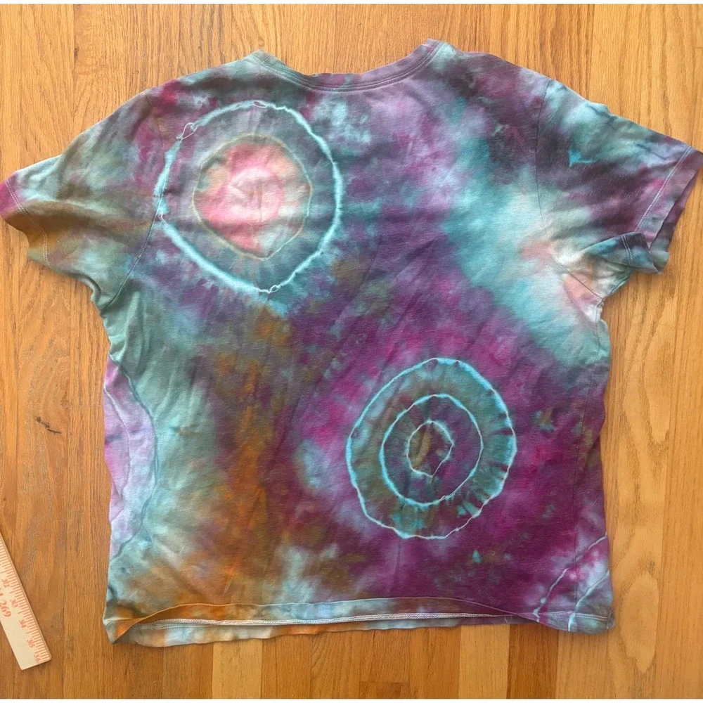 Nike Dri-FIT Ice Dye Geode T-Shirt Mens XL Upcycled Custom Purple Teal XL